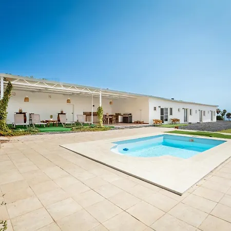 아파트 Sol Sea Views, Private Pool, Privacy *
