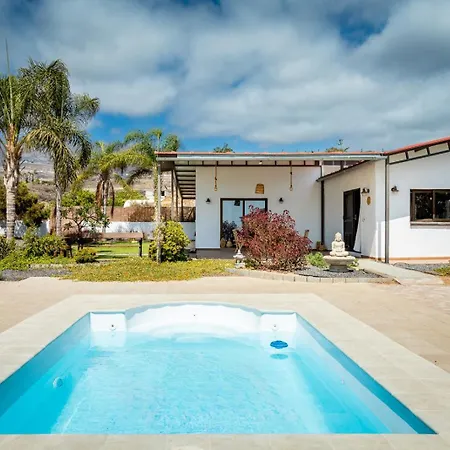 Sol Sea Views, Private Pool, Privacy 아데제